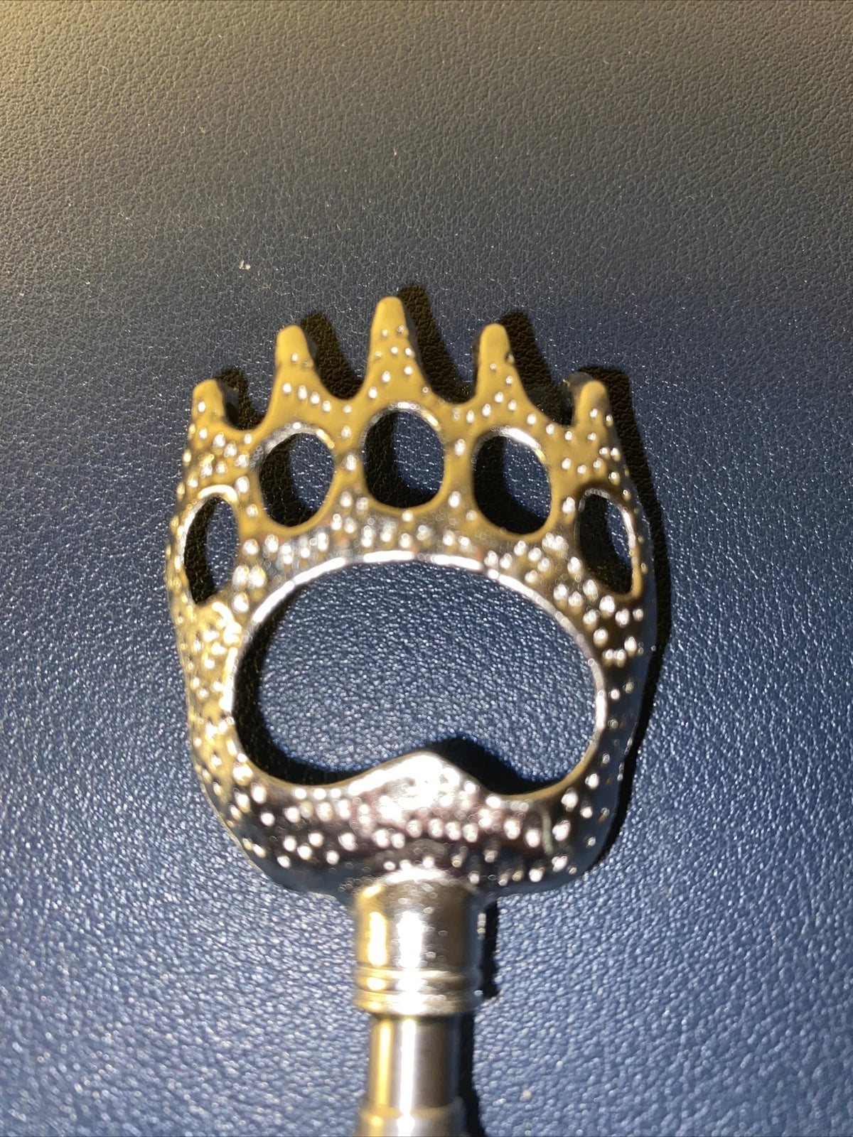 Portable Extendable Telescopic Bear Claws Metal Back Scratchers/Hand Massager